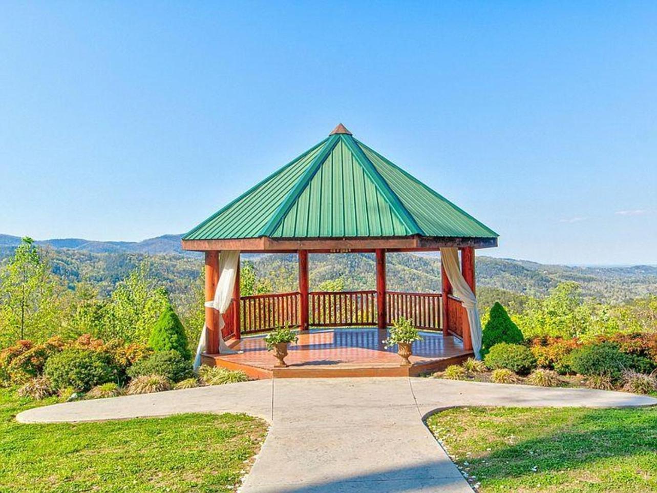 Amazing Views, Pool, Hot Tub, Game Room Sevierville Exterior photo